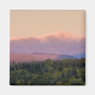 Dusk and Mount Washington in new Hampshire's Magnet