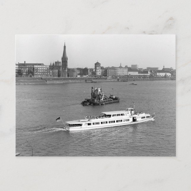 Düsseldorf Rheinschiff Postcard (Front)