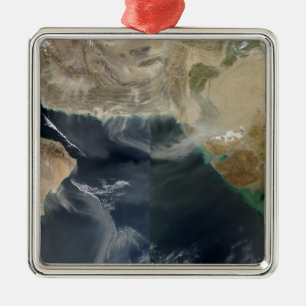 Dust storms metal tree decoration