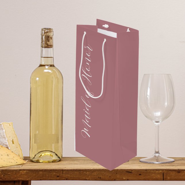 Dusty Rose Stylised Script Maid of Honour Wine Gift Bag (In Situ)