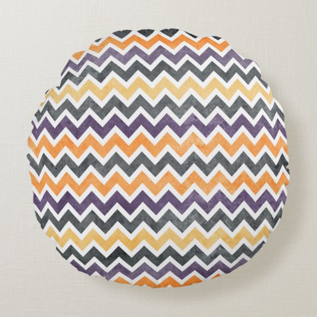 Dynamic Chevron Zigzag Seamless Pattern Round Cushion (Front)