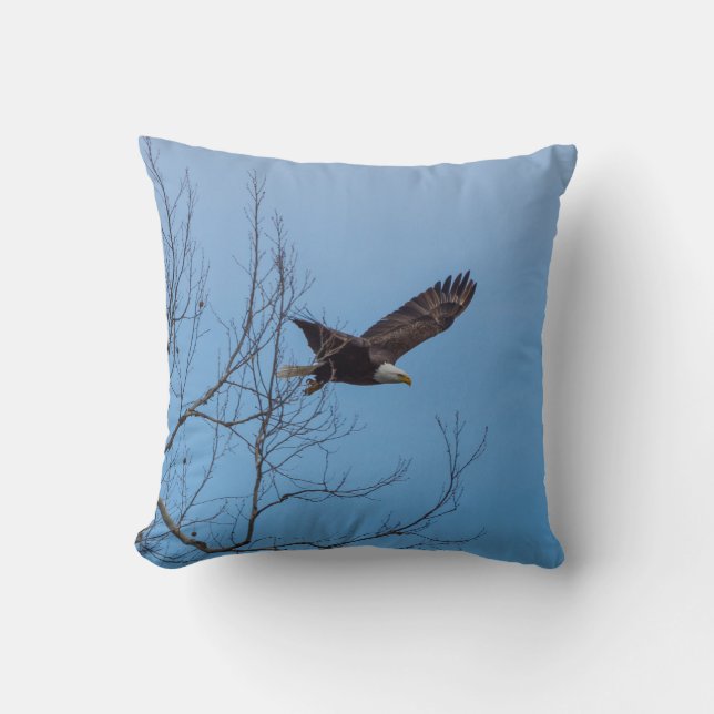 Eagle In Flight Cushion (Front)