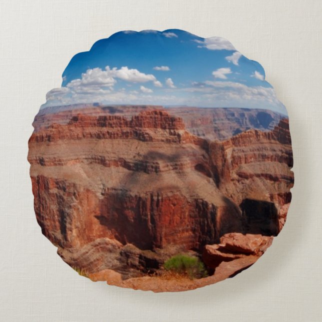 Eagle Point Round Cushion (Front)