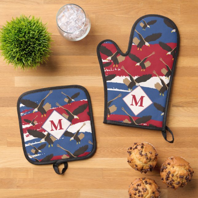 Eagle USA Patriotic American Flag Monogram Oven Mitt & Pot Holder Set (Top Down)