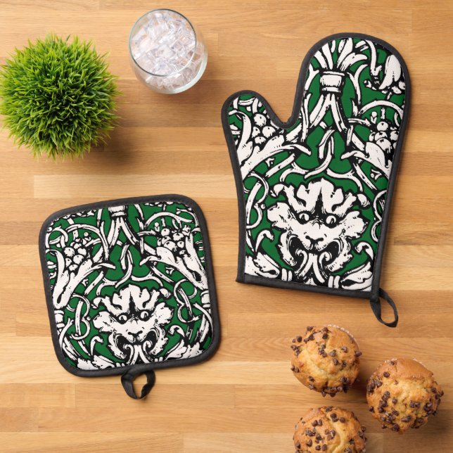 Early 20th Century Knotwork Lion Oven Mitt & Pot Holder Set (Top Down)
