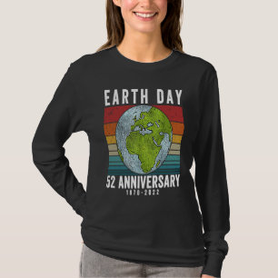 Earth Day  Kids Women Men Youth  Happy Earth Day 2 T-Shirt