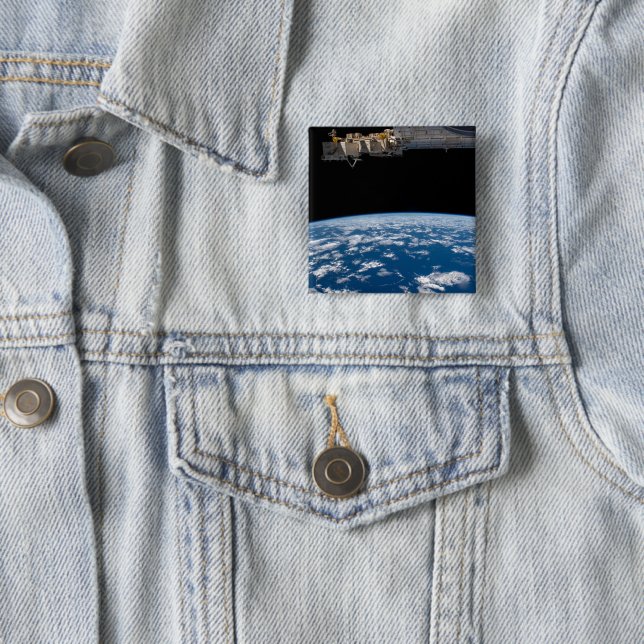 Earth's Limb, Or Horizon 15 Cm Square Badge (In Situ)