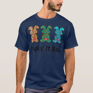 Easter Day Leopard Bunnies Rabbit Trio Peepin' It T-Shirt