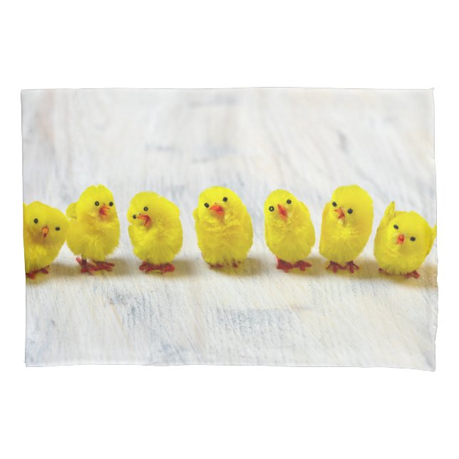 Easter Decoration - chicks in a row Pillowcase (Front)