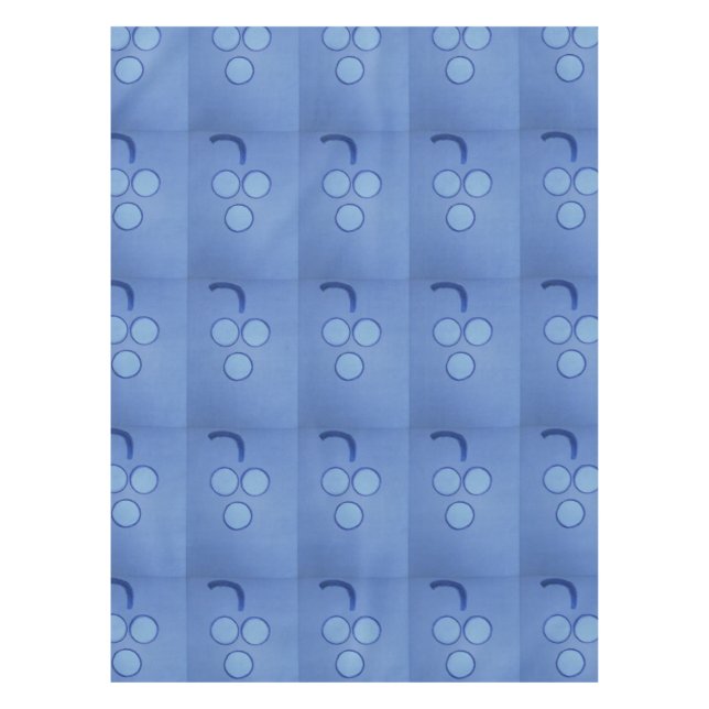 EASTER DINNER WITH PURPLE GRAPES TABLECLOTH (Front)