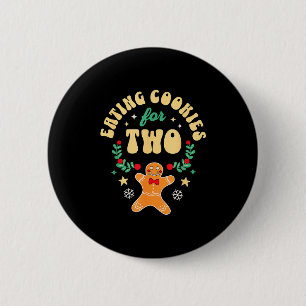 Eating Christmas Cookies For Two - Pregnancy Revea 6 Cm Round Badge