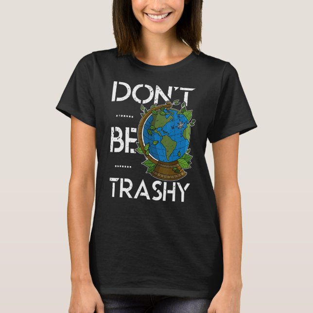 Ecologist environmental protection animals plants  T-Shirt (Front)