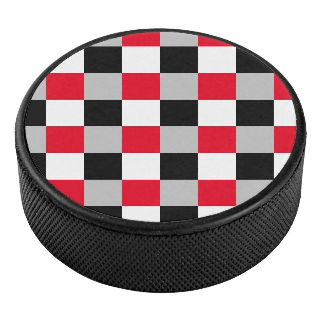 Editable chequerboard pattern hockey puck (3/4)