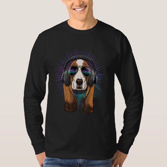 EDM House Music DJ Basset Hound Dog Music  Music A T-Shirt (Front)