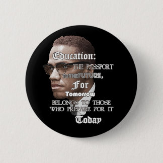 Education: The Passport 6 Cm Round Badge