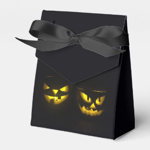 Eerie Halloween yellow glow pumpkin face at night Favour Box