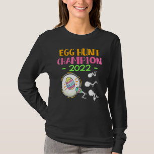 Egg hunt champion 2022 Easter Pregnancy Announceme T-Shirt