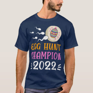 Egg Hunt Champion 2022 Easter Pregnancy Announceme T-Shirt
