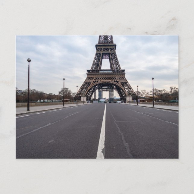 Eiffel tower during Coronavirus Lockdown in Paris Postcard (Front)