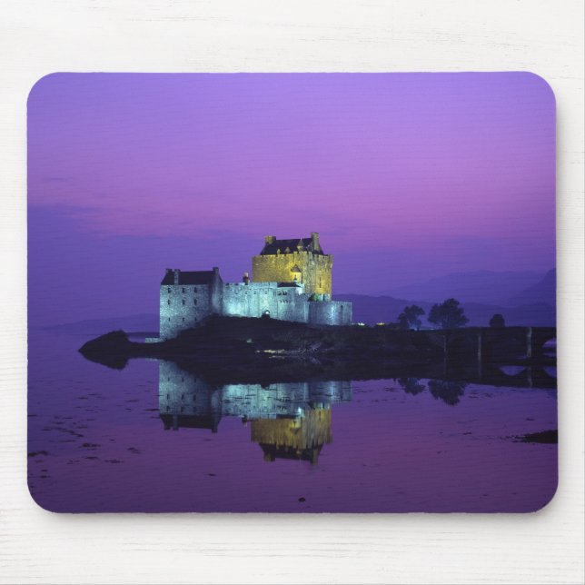 Eilean Donan Castle, Highlands, Scotland Mouse Pad (Front)
