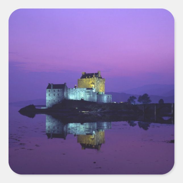 Eilean Donan Castle, Highlands, Scotland Square Sticker (Front)