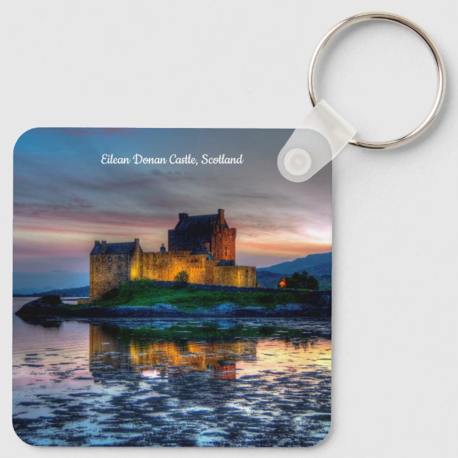 Eilean Donan Castle, Scotland Keyring (Back)