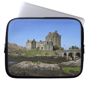 Eilean Donan Castle, Scotland. The famous Eilean 2 Laptop Sleeve