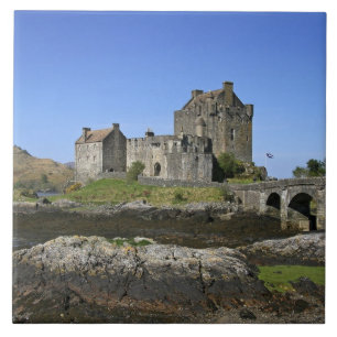 Eilean Donan Castle, Scotland. The famous Eilean 2 Tile