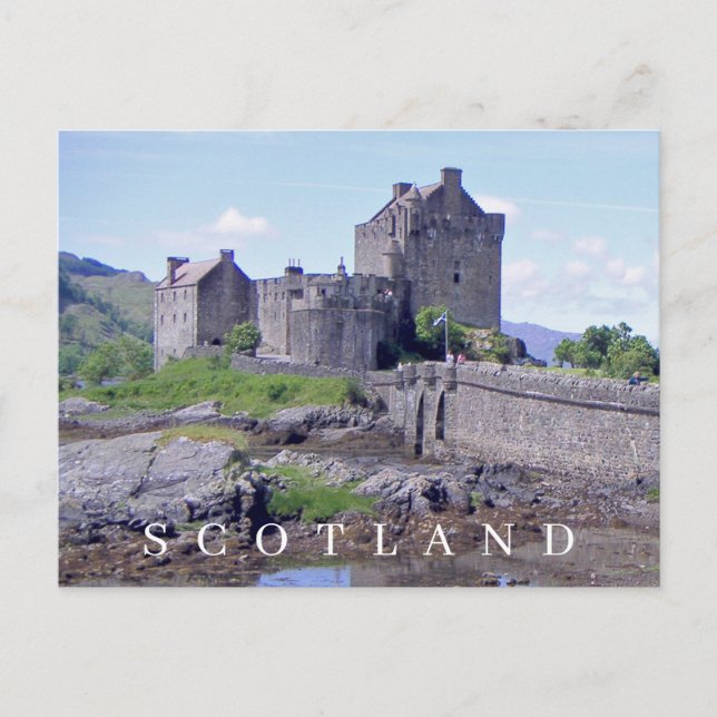 Eilean Donan Castle view postcard (Front)