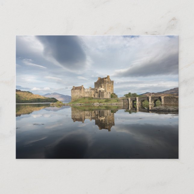 Eilean Donan Castle with reflection in Scotland Postcard (Front)