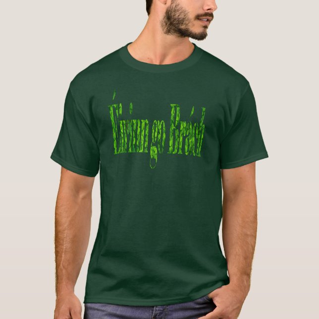Éirinn go Brách Ireland Forever Shamrock Clovers T-Shirt (Front)
