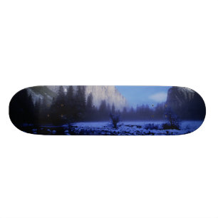 El Capitan Mountain, Yosemite National Park, Skateboard