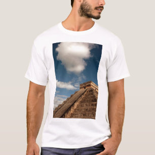 El Castillo At Chichen Itza T-Shirt