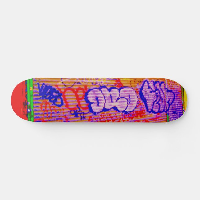'Electric Graffiti Gates' Skateboard (Horz)