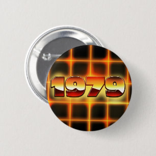 electronic 1979 6 cm round badge