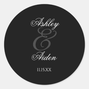 Elegan Black & White Elegant Minimalist Wedding In Classic Round Sticker