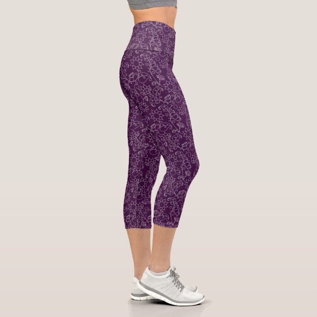Elegant Abstract Wine Capri Leggings  (Right)