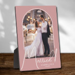 Elegant Arch Wedding Photo Dusty Rose Plaque<br><div class="desc">A special keepsake features your wedding photo in an elegant arch design with the text "Married" in chic text along with your names and wedding date on a dusty rose background. Beautiful gift for your family and a fabulous memory to display in your own home. BACKGROUND colour can be changed!...</div>