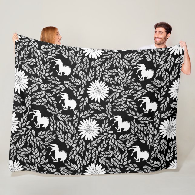 Elegant Baby Girl Black and White Unicorn Pattern Fleece Blanket (In Situ)