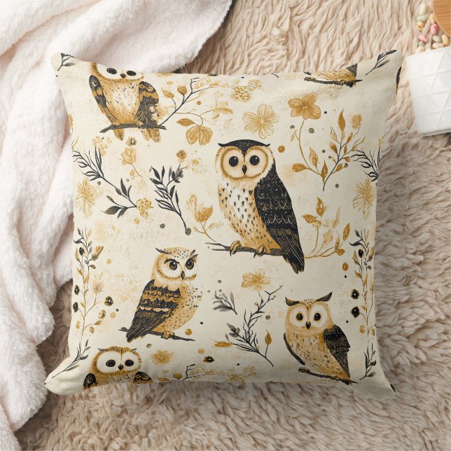 Elegant Beige Owl Wildlife Botanical Pattern Cushion (Blanket)