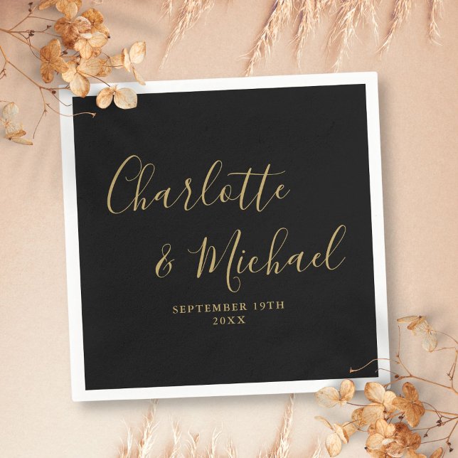 Elegant Black And Gold Signature Wedding Napkin (Elegant Black And Gold Signature Wedding Napkins)