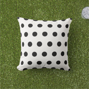 Elegant Black And White Polka Dots Pattern  Cushion