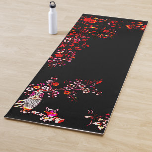 Elegant Black Floral Pattern Yoga Mat