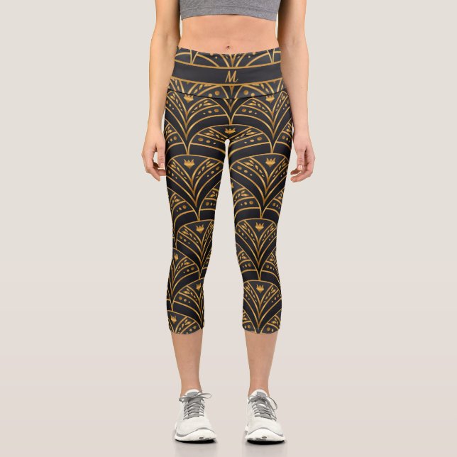 Elegant Black Gold Personalise Modern Personalise Capri Leggings (Front)