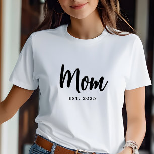 Elegant Black Script Established New Mum T-Shirt