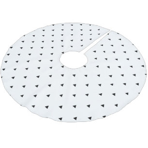 Elegant black white geometric pattern   triangles brushed polyester tree skirt