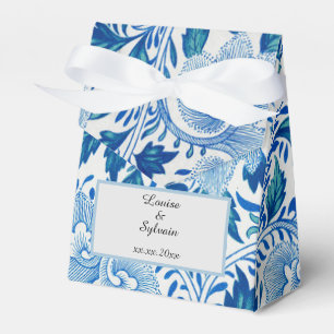 Elegant Blue and white Floral Pattern Favour Box
