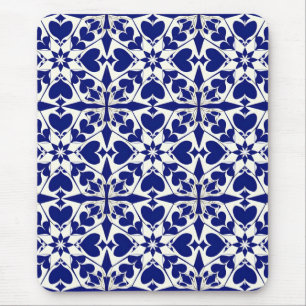 Elegant Blue and White Floral Pattern Mouse Pad