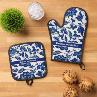 Elegant Blue French Country Chinoiserie Name Oven Mitt & Pot Holder Set