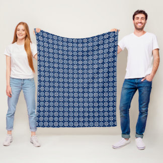 Elegant Blue Mandala Floral Pattern Fleece Blanket